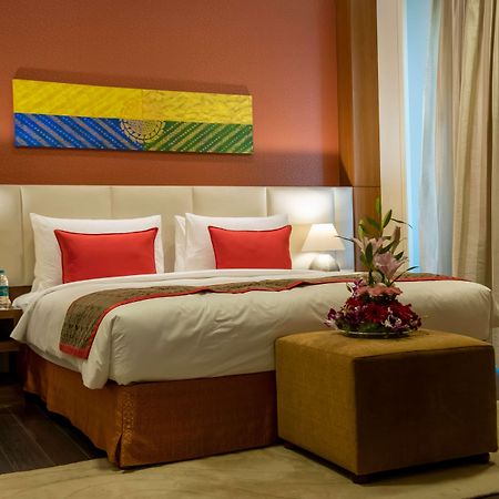 Ramada Plaza By Wyndham Pune Hinjewadi Dapuri Exterior photo