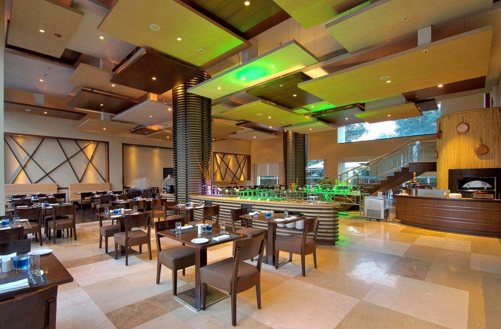 Ramada Plaza By Wyndham Pune Hinjewadi Dapuri Exterior photo