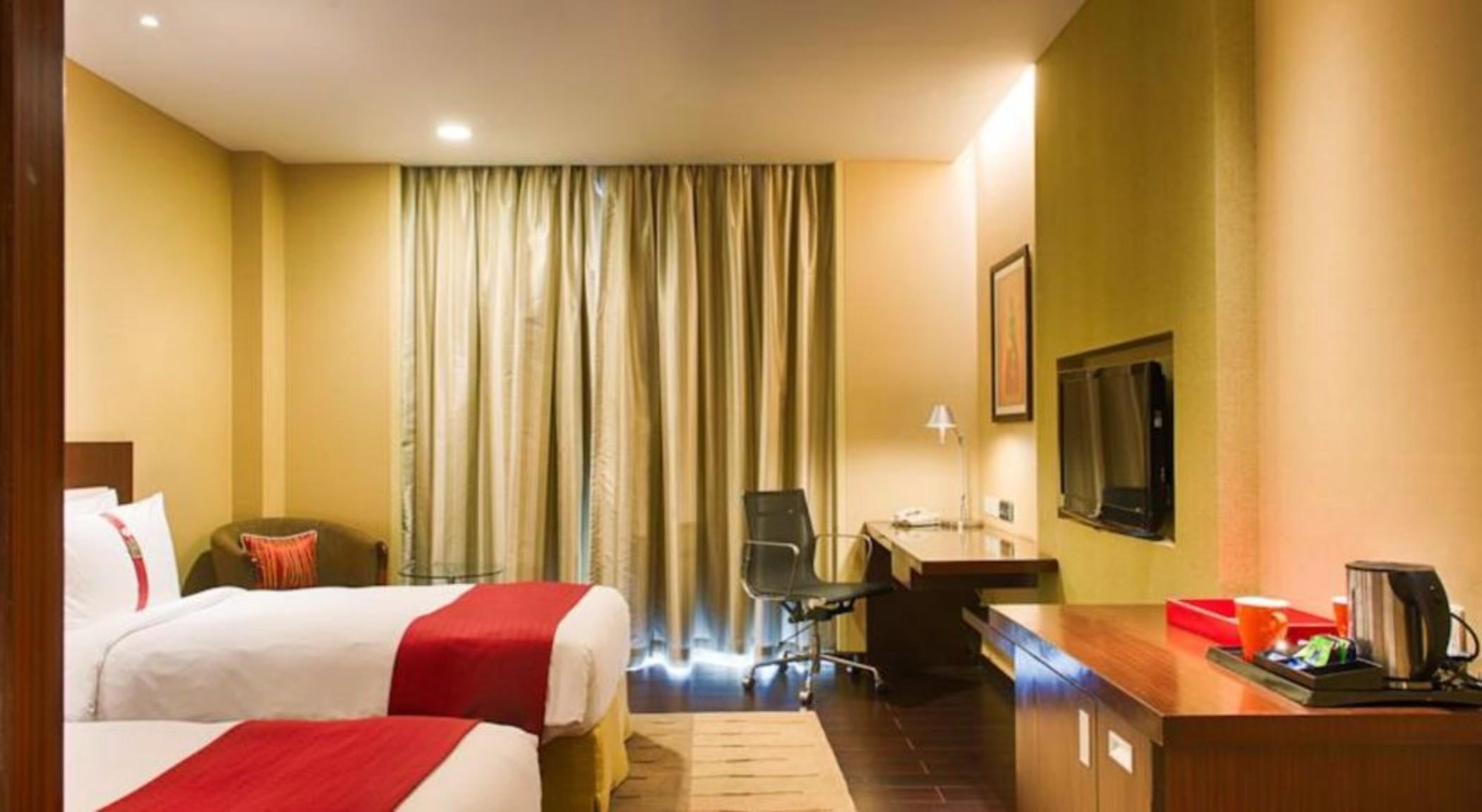 Ramada Plaza By Wyndham Pune Hinjewadi Dapuri Exterior photo