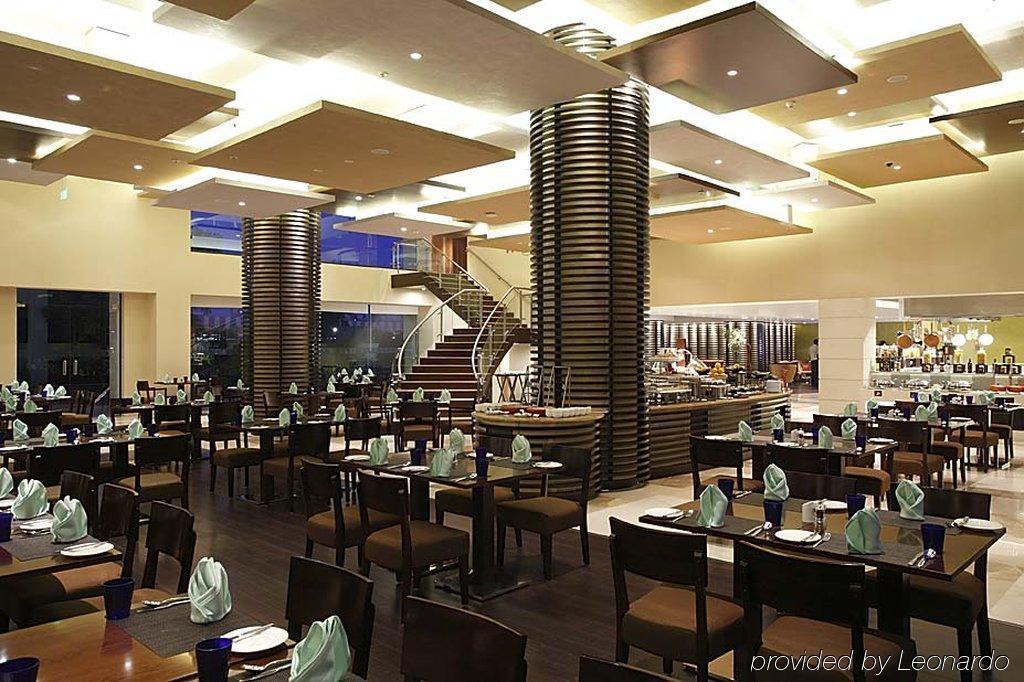 Ramada Plaza By Wyndham Pune Hinjewadi Dapuri Exterior photo