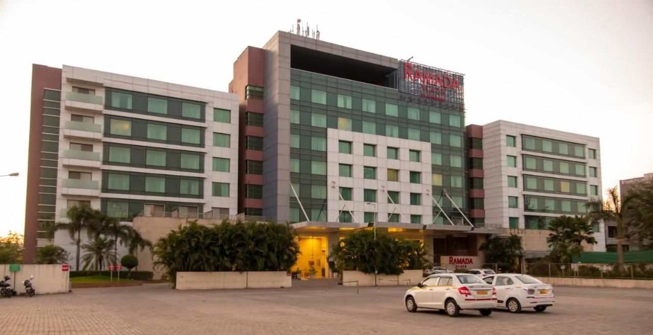 Ramada Plaza By Wyndham Pune Hinjewadi Dapuri Exterior photo